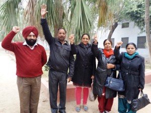 Guru Nanak College teachers protesting