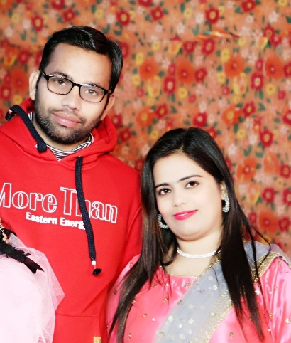 Ferozepuronline.com wishes Narayan Dhamija-Sonam on 5th Marriage Anniversary