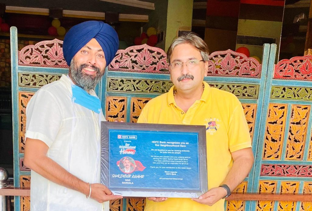HDFC recognizes Shalinder Kumar as “Neighbourhood Hero against COVID-19”