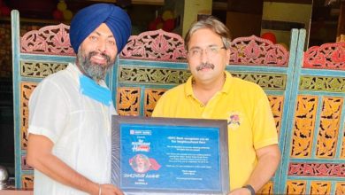 HDFC recognizes Shalinder Kumar as “Neighbourhood Hero against COVID-19”