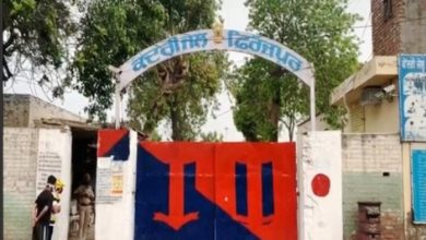 Unidentified person throws three mobile inside jail, nearby buildings pose security threat