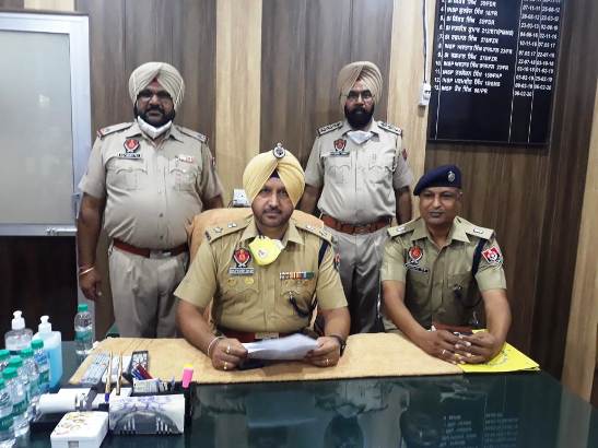 Ferozepur Police bust gang of vehicle lifters, arrest four