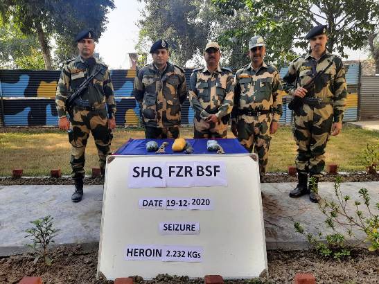 BSF sleuth seize 2.232 kg heroin from Punjab border