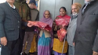 Defence Welfare Pensioners and Streamline Welfare Society distribute blankets to poor