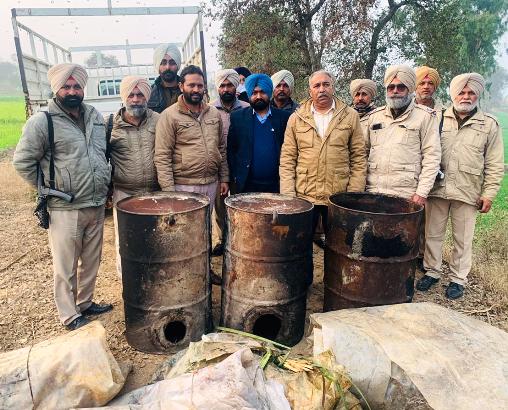 21,600 ltrs ‘lahan’ recovered in joint operation of Excise and police teams