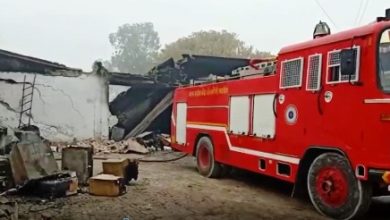 Major fire engulfs electronic store in Ferozepur