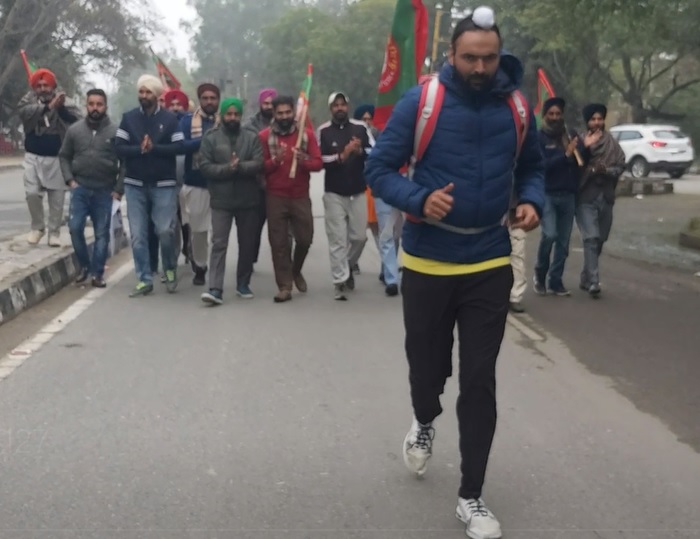 Ferozepur youth sets journey to Delhi on foot to join agitation against 3-contentious Farm Laws