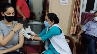 कोरोना महामारी से बचाव हेतू जैन समुदाय द्वारा लक्की ड्रा के माध्यम से लोगो को टीकाकरण करवाने हेतू प्रोत्साहित किया