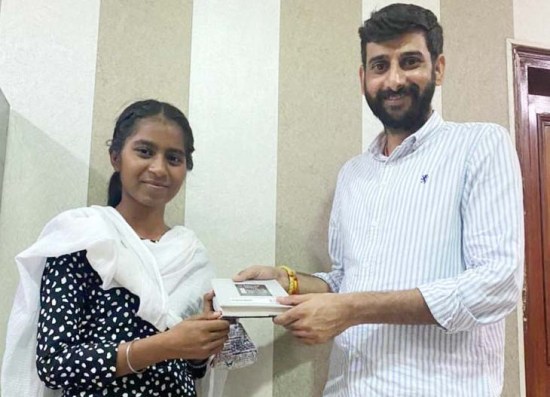 देव समाज कालेज फाॅर वूमेन फिरोजपुर के हॉस्पिटैलिटी एंड टूरिज्म मैनेजमेंट डिपार्टमेंट की छात्रा गुरप्रीत कौर ने परीक्षा में पंजाब विश्वविद्यालय में हासिल किया प्रथम स्थान