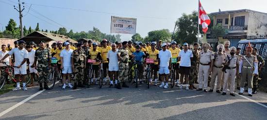 Fit India Movement: BSF  Cyclothon gets warm welcome on reaching Ferozepur