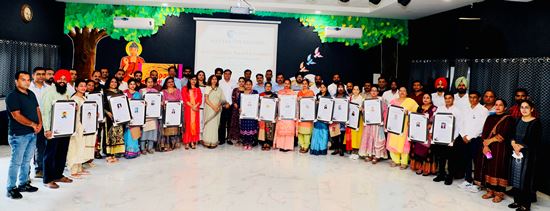 Mayank Foundation felicitates 31 teachers