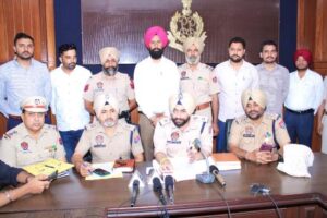 Ferozepur police in action mode nab drug smuggler, seize heroin