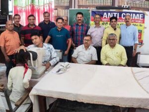 टीम ऐंटी क्राईम ऐंटी नारकोटिक्स इंडिया विंग की ओर से लगाया गया आई चैकअप कैंप