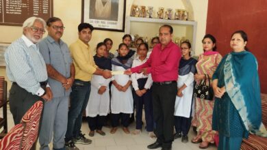Vipul Narang - a social activist paid Board fees of 9 girls students of 10th Class on Durga Ashtmi