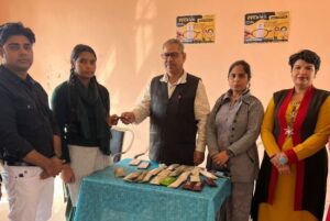 Spasht Drishti project reaches another Govt. school, gives specs to 30 students