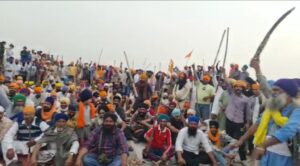 Waris Punjab De supporters blocked Bandala Kot Budha bridge connecting Malwa-Majha
