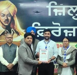 Education Deptt honours Social Activist Vipul Narang with National Golden Arrow Award