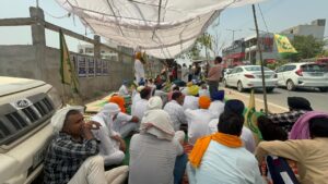 Farmers hold protest in front of houses of BJP candidates in Punjab