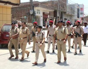 DAY-2 CASO search operation at 12 drug hotspots, Rly Stn, Bus Stands in Ferozepur, 5 held 