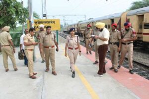 Bomb threat disrupts train services in Ferozepur; informer apprehended in West Bengal