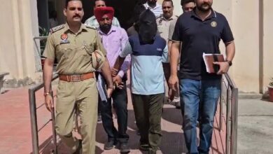 Ferozepur police held 2 drug smugglers with heroin