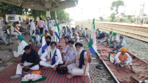 Farmers' Protest Disrupts 17 Train Services in Ferozepur on Lakhimpur Kheri Anniversary