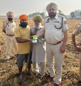 Ferozepur Police rewards farmers for Stubble Management as burning incidents decline