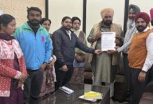 MGNREGA employees seek regularization, submit memorandum to MLA Bhullar