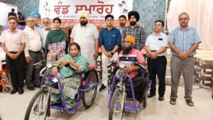 ਵਿਧਾਇਕ ਰਣਬੀਰ ਭੁੱਲਰ ਤੇ ਸਹਾਇਕ ਕਮਿਸ਼ਨਰ ਹਰਜੋਤ ਕੌਰ ਵੱਲੋਂ ਦਿਵਿਆਂਗਜਨਾਂ ਤੇ ਬਜ਼ੁਰਗਾਂ ਨੂੰ ਮੁਫ਼ਤ ਬਨਾਵਟੀ ਅੰਗ ਅਤੇ ਉਪਕਰਨਾਂ ਦੀ ਕੀਤੀ ਗਈ ਵੰਡ