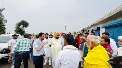 ਭਾਰਤ-ਪਾਕਿਸਤਾਨ ਤਣਾਅ ਦੇ ਵਿਚਕਾਰ, ਵਿਧਾਇਕ ਭੁੱਲਰ ਨੇ ਸਰਹੱਦੀ ਪਿੰਡਾਂ ਦਾ ਦੌਰਾ ਕੀਤਾ, ਸਮਰਥਨ ਦਾ ਭਰੋਸਾ ਦਿੱਤਾ