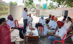 ਪੀ.ਏ.ਯੂ.-ਕ੍ਰਿਸ਼ੀ ਵਿਗਿਆਨ ਕੇਂਦਰ, ਫਿਰੋਜ਼ਪੁਰ ਵੱਲੋਂ ਪਿਆਜ਼ ਦੇ ਹਾਈਬ੍ਰਿਡ ਪੀ ਓ ਐਚ -1 ਅਤੇ ਕਿਸਮ ਪੀ ਆਰ ਓ -7  ਬਾਬਤ ਖੇਤ ਦਿਵਸ ਲਗਾਇਆ ਗਿਆ