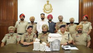 “ਯੁੱਧ ਨਸ਼ਿਆਂ ਵਿਰੁੱਧ”: ਫਿਰੋਜ਼ਪੁਰ ਪੁਲਿਸ ਨੇ ਇਕ ਹਫਤੇ ਵਿਚ ਤੀਜੀ ਵਾਰ 2.07 ਕਿਲੋਗ੍ਰਾਮ ਹੈਰੋਇਨ, 25.12 ਲੱਖ ਰੁਪਏ ਦੀ ਨਕਦੀ ਜ਼ਬਤ ਕੀਤੀ