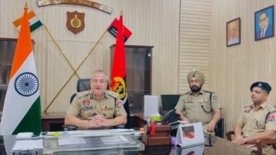 ਵਾਇਰਲ ਹਮਲੇ ਦੇ ਮਾਮਲੇ ਨੂੰ ਤੇਜ਼ੀ ਨਾਲ ਸੁਲਝਾਇਆ ਗਿਆ, ਮੁੱਖ ਦੋਸ਼ੀ ਗ੍ਰਿਫ਼ਤਾਰ, ਡੀਆਈਜੀ ਨੇ ਮਾਪਿਆਂ ਨੂੰ ਨੌਜਵਾਨਾਂ ਨੂੰ ਨਸ਼ਿਆਂ ਤੋਂ ਬਚਾਉਣ ਦੀ ਅਪੀਲ ਕੀਤੀ ਵਾਇਰਲ ਹਮਲੇ ਦੇ ਮਾਮਲੇ ਨੂੰ ਤੇਜ਼ੀ ਨਾਲ ਸੁਲਝਾਇਆ ਗਿਆ, ਮੁੱਖ ਦੋਸ਼ੀ ਗ੍ਰਿਫ਼ਤਾਰ, ਡੀਆਈਜੀ ਨੇ ਮਾਪਿਆਂ ਨੂੰ ਨੌਜਵਾਨਾਂ ਨੂੰ ਨਸ਼ਿਆਂ ਤੋਂ ਬਚਾਉਣ ਦੀ ਅਪੀਲ ਕੀਤੀ