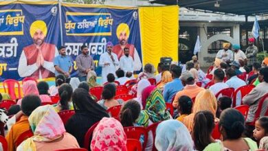 ਵਿਧਾਇਕ ਰਜਨੀਸ਼ ਦਹੀਯਾ ਨੇ ਹਲਕੇ ਦੇ ਵੱਖ-ਵੱਖ ਪਿੰਡਾਂ ਵਿੱਚ ਪਹੁੰਚ ਕੇ ਲੋਕਾਂ ਨੂੰ ਨਸ਼ਿਆਂ ਬਾਰੇ ਕੀਤਾ ਜਾਗਰੂਕ