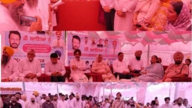 ਕੈਬਨਿਟ ਮੰਤਰੀ ਡਾ. ਰਵਜੋਤ ਸਿੰਘ ਨੇ ਮੁੱਦਕੀ ਵਿਖੇ ਨਹਿਰੀ ਪਾਣੀ ਪੀਣਯੋਗ ਬਣਾ ਕੇ ਘਰਾਂ ਤੱਕ ਪਹੁੰਚਾਉਣ ਦੇ ਪ੍ਰਾਜੈਕਟ ਦਾ ਰੱਖਿਆ ਨੀਂਹ ਪੱਥਰ ਕੈਬਨਿਟ ਮੰਤਰੀ ਡਾ. ਰਵਜੋਤ ਸਿੰਘ ਨੇ ਮੁੱਦਕੀ ਵਿਖੇ ਨਹਿਰੀ ਪਾਣੀ ਪੀਣਯੋਗ ਬਣਾ ਕੇ ਘਰਾਂ ਤੱਕ ਪਹੁੰਚਾਉਣ ਦੇ ਪ੍ਰਾਜੈਕਟ ਦਾ ਰੱਖਿਆ ਨੀਂਹ ਪੱਥਰ