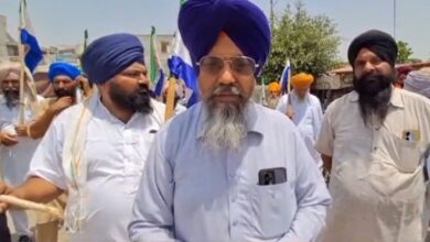 ਪ੍ਰੀਪੇਡ ਮੀਟਰਾਂ, ਲੈਂਡ ਪੂਲਿੰਗ ਨੀਤੀ ਅਤੇ ਜਥੇਬੰਦੀ ਖਿਲਾਫ ਫੈਲਾਈਆਂ ਅਫਵਾਹਾਂ ਖਿਲਾਫ਼ ਕਿਸਾਨ ਮਜ਼ਦੂਰ ਸੰਘਰਸ਼ ਕਮੇਟੀ ਵੱਲੋਂ ਅੰਮ੍ਰਿਤਸਰ ਮਹਿਤਾ ਰੋਡ ਅੱਡਾ ਸੈਦੋਲੇਹਲ-ਖੁਜਾਲਾ ਤੇ ਫੂਕਿਆ ਬਿਜਲੀ ਮੰਤਰੀ ਈਟੀਓ ਅਤੇ ਮਨੋਹਰ ਲਾਲ ਖੱਟੜ ਦਾ ਪੁਤਲਾ