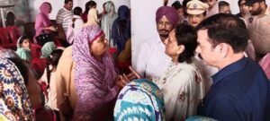 ਮਹਿਲਾ ਕਮਿਸ਼ਨ ਔਰਤਾਂ ਦੀ ਸੁਰੱਖਿਆ ਤੇ ਹੱਕਾਂ ਦੀ ਰਾਖੀ ਲਈ ਵਚਨਬੱਧ - ਰਾਜ ਲਾਲੀ ਗਿੱਲ ਮਹਿਲਾ ਕਮਿਸ਼ਨ ਔਰਤਾਂ ਦੀ ਸੁਰੱਖਿਆ ਤੇ ਹੱਕਾਂ ਦੀ ਰਾਖੀ ਲਈ ਵਚਨਬੱਧ - ਰਾਜ ਲਾਲੀ ਗਿੱਲ