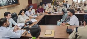 ਮਹਿਲਾ ਕਮਿਸ਼ਨ ਔਰਤਾਂ ਦੀਆਂ ਸਮੱਸਿਆਵਾਂ ਦੇ ਹੱਲ ਤੇ ਨਿਰਪੱਖ ਜਾਂਚ ਕਰਨ ਲਈ ਵਚਨਬੱਧ - ਰਾਜ ਲਾਲੀ ਗਿੱਲ ਮਹਿਲਾ ਕਮਿਸ਼ਨ ਔਰਤਾਂ ਦੀਆਂ ਸਮੱਸਿਆਵਾਂ ਦੇ ਹੱਲ ਤੇ ਨਿਰਪੱਖ ਜਾਂਚ ਕਰਨ ਲਈ ਵਚਨਬੱਧ - ਰਾਜ ਲਾਲੀ ਗਿੱਲ