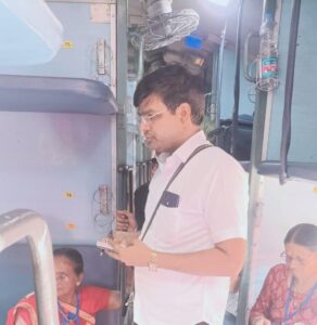फिरोजपुर रेलवे डिवीजन के विशेष टिकट चेकिंग अभियान के दौरान 1100 से अधिक यात्रियों से ₹7 लाख से अधिक राजस्व प्राप्त हुआ