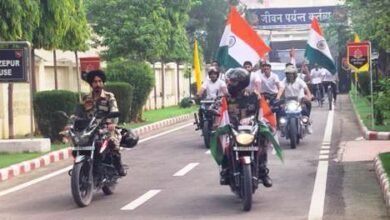 फिट इंडिया अभियान: युवाओं को नशामुक्त जीवनशैली अपनाने के लिए प्रोत्साहित करने हेतु बीएसएफ ने साइकिल रैली निकाली फिट इंडिया अभियान: युवाओं को नशामुक्त जीवनशैली अपनाने के लिए प्रोत्साहित करने हेतु बीएसएफ ने साइकिल रैली निकाली