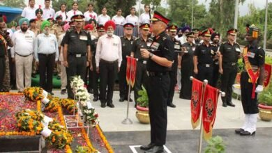 गोल्डन ऐरो डिवीजन ने कारगिल विजय दिवस पर माल्यार्पण और सामुदायिक कार्यक्रमों का आयोजन किया