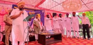 ਨਸ਼ਾ ਮੁਕਤੀ ਯਾਤਰਾ ਤਹਿਤ ਵਿਧਾਇਕ ਰਣਬੀਰ ਸਿੰਘ ਭੁੱਲਰ ਨੇ ਪਿੰਡਾਂ ਦੇ ਲੋਕਾਂ ਨੂੰ ਕੀਤਾ ਜਾਗਰੂਕ