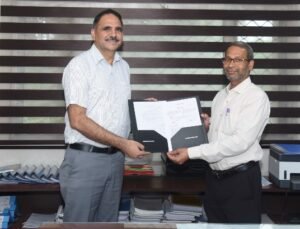 संजीव कुमार ने उत्तर रेलवे के फिरोजपुर मंडल के मंडल रेल प्रबंधक (डीआरएम) का पदभार ग्रहण किया