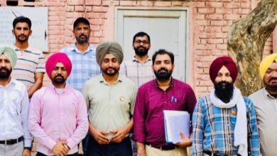 ਰਾਜਨੀਤਕ ਲਾਹੇ ਲਈ ਉਦਘਾਟਨ ਸਮਾਰੋਹ ਮੌਕੇ ਅਧਿਆਪਕਾਂ ਨੂੰ ਸੱਦਣਾ ਗੈਰ ਵਾਜਬ-ਡੀ ਟੀ ਐੱਫ ਰਾਜਨੀਤਕ ਲਾਹੇ ਲਈ ਉਦਘਾਟਨ ਸਮਾਰੋਹ ਮੌਕੇ ਅਧਿਆਪਕਾਂ ਨੂੰ ਸੱਦਣਾ ਗੈਰ ਵਾਜਬ-ਡੀ ਟੀ ਐੱਫ