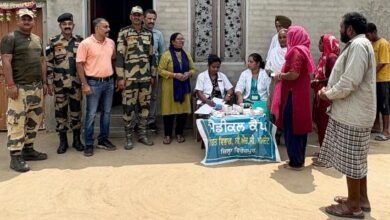 ਸਿਵਲ ਸਰਜਨ ਨੇ ਸੰਭਾਵਿਤ ਹੜ੍ਹ ਦੇ ਖਦਸ਼ੇ ਨੂੰ ਵੇਖਦਿਆਂ ਪਿੰਡ ਕਾਲੂ ਵਾਲਾ ਵਿੱਚ ਲੱਗੇ ਮੈਡੀਕਲ ਕੈਂਪ ਦੀ ਕੀਤੀ ਸਮੀਖਿਆ ਸਿਵਲ ਸਰਜਨ ਨੇ ਸੰਭਾਵਿਤ ਹੜ੍ਹ ਦੇ ਖਦਸ਼ੇ ਨੂੰ ਵੇਖਦਿਆਂ ਪਿੰਡ ਕਾਲੂ ਵਾਲਾ ਵਿੱਚ ਲੱਗੇ ਮੈਡੀਕਲ ਕੈਂਪ ਦੀ ਕੀਤੀ ਸਮੀਖਿਆ