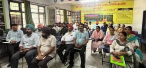 ਜ਼ਿਲ੍ਹਾ ਸਿੱਖਿਆ ਅਫ਼ਸਰ ਸੈਕੰਡਰੀ ਫਿਰੋਜ਼ਪੁਰ ਵੱਲੋਂ ਸ਼ੁਰੂ ਕੀਤੀ ਸਕੂਲਾ ਦੀ ਵਿਸ਼ੇਸ਼ ਨਿਰੀਖਣ ਮੁਹਿੰਮ ਜ਼ਿਲ੍ਹਾ ਸਿੱਖਿਆ ਅਫ਼ਸਰ ਸੈਕੰਡਰੀ ਫਿਰੋਜ਼ਪੁਰ ਵੱਲੋਂ ਸ਼ੁਰੂ ਕੀਤੀ ਸਕੂਲਾ ਦੀ ਵਿਸ਼ੇਸ਼ ਨਿਰੀਖਣ ਮੁਹਿੰਮ