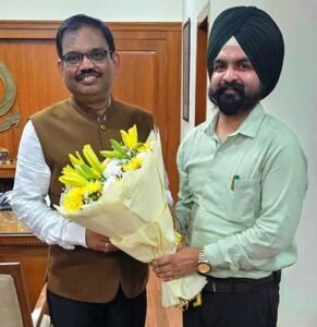 ਪੰਜਾਬ ਰਾਜ ਅਨੁਸੂਚਿਤ ਜਾਤੀਆਂ ਕਮਿਸ਼ਨ ਦੇ ਮੈਂਬਰ ਸ਼੍ਰੀ ਗੁਰਪ੍ਰੀਤ ਸਿੰਘ ਇੱਟਾਂਵਾਲੀ ਨੇ ਮੁੱਖ ਸਕੱਤਰ ਨਾਲ ਕੀਤੀ ਮੁਲਾਕਾਤ 