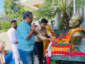 दास एंड ब्राऊन स्कूल में स्थापना दिवस के उपलक्ष्य में हवन यज्ञ का आयोजन, गुरूद्वारा जामनी साहिब में माथा टेका, कुष्ट आश्रम में की मानवता की सेवा