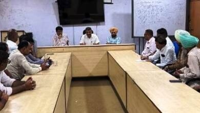 ਮੁੱਖ ਖੇਤੀਬਾੜੀ ਅਫਸਰ ਵੱਲੋਂ ਖਾਦ ਸਪਲਾਈ ਕਰਨ ਵਾਲੀਆਂ ਕੰਪਨੀਆਂ ਅਤੇ ਹੋਲਸੋਲ੍ਹ ਖਾਦ ਵਿਕਰੇਤਾਵਾਂ ਨਾਲ ਮੀਟਿੰਗ ਕੀਤੀ ਗਈ ਮੁੱਖ ਖੇਤੀਬਾੜੀ ਅਫਸਰ ਵੱਲੋਂ ਖਾਦ ਸਪਲਾਈ ਕਰਨ ਵਾਲੀਆਂ ਕੰਪਨੀਆਂ ਅਤੇ ਹੋਲਸੋਲ੍ਹ ਖਾਦ ਵਿਕਰੇਤਾਵਾਂ ਨਾਲ ਮੀਟਿੰਗ ਕੀਤੀ ਗਈ