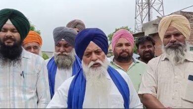 ਹੜਾਂ ਨਾਲ ਹੋਏ ਨੁਕਸਾਨ ਦਾ ਮੁਆਵਜ਼ਾ ਬਿਨਾਂ ਦੇਰੀ ਖਾਤਿਆਂ ਵਿੱਚ ਪਾਵੇ ਸਰਕਾਰ, ਰੇਤਾ ਵੇਚਣ ਦਾ ਹੱਕ ਦਿੱਤਾ ਜਾਵੇ ਕਿਸਾਨਾਂ ਮਜ਼ਦੂਰਾਂ ਨੂੰ - ਕਿਸਾਨ ਮਜ਼ਦੂਰ ਸੰਘਰਸ਼ ਕਮੇਟੀ ਪੰਜਾਬ ਹੜਾਂ ਨਾਲ ਹੋਏ ਨੁਕਸਾਨ ਦਾ ਮੁਆਵਜ਼ਾ ਬਿਨਾਂ ਦੇਰੀ ਖਾਤਿਆਂ ਵਿੱਚ ਪਾਵੇ ਸਰਕਾਰ, ਰੇਤਾ ਵੇਚਣ ਦਾ ਹੱਕ ਦਿੱਤਾ ਜਾਵੇ ਕਿਸਾਨਾਂ ਮਜ਼ਦੂਰਾਂ ਨੂੰ - ਕਿਸਾਨ ਮਜ਼ਦੂਰ ਸੰਘਰਸ਼ ਕਮੇਟੀ ਪੰਜਾਬ